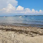 4 Person In *