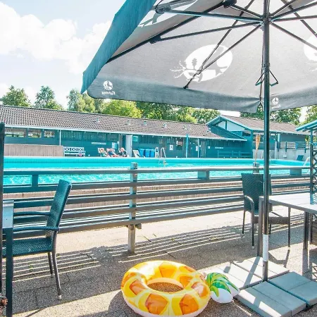 4 Person In * Обенро