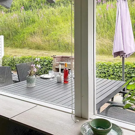 4 Person In Дом отдыха