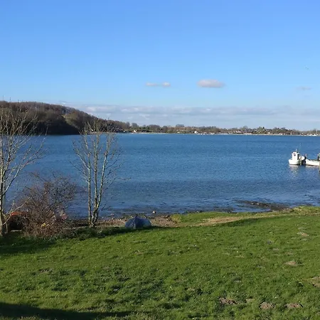 4 Person In Дом отдыха