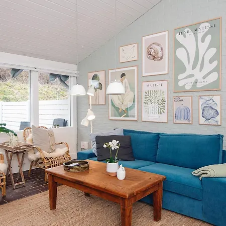 4 Person In Tatil Evi