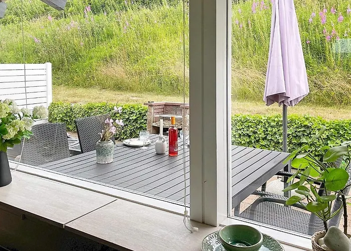 4 Person In Tatil Evi